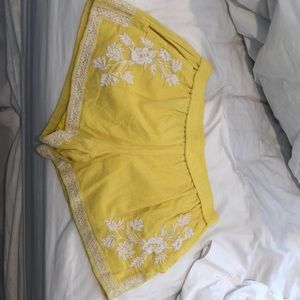 Size 6 JCrew Embroidered yellow and white shorts